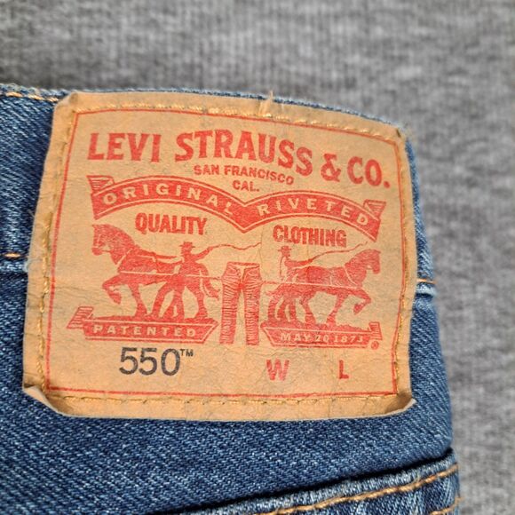 Levi's Men's 550 Jeans 44x32 Rinse Big and Tall Relaxed Fit NWT New With Tags - Picture 10 of 16
